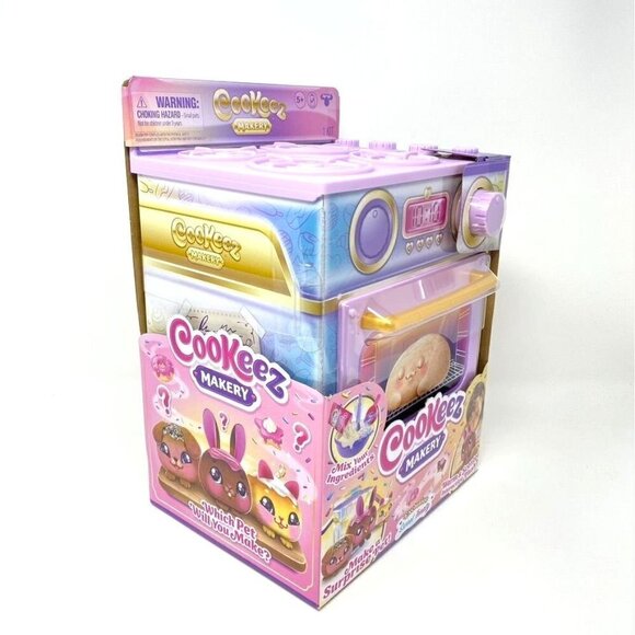 Cookeez Makery Sweet Treatz Oven Playset Exclusive Edition Target Exclusive - Picture 3 of 8